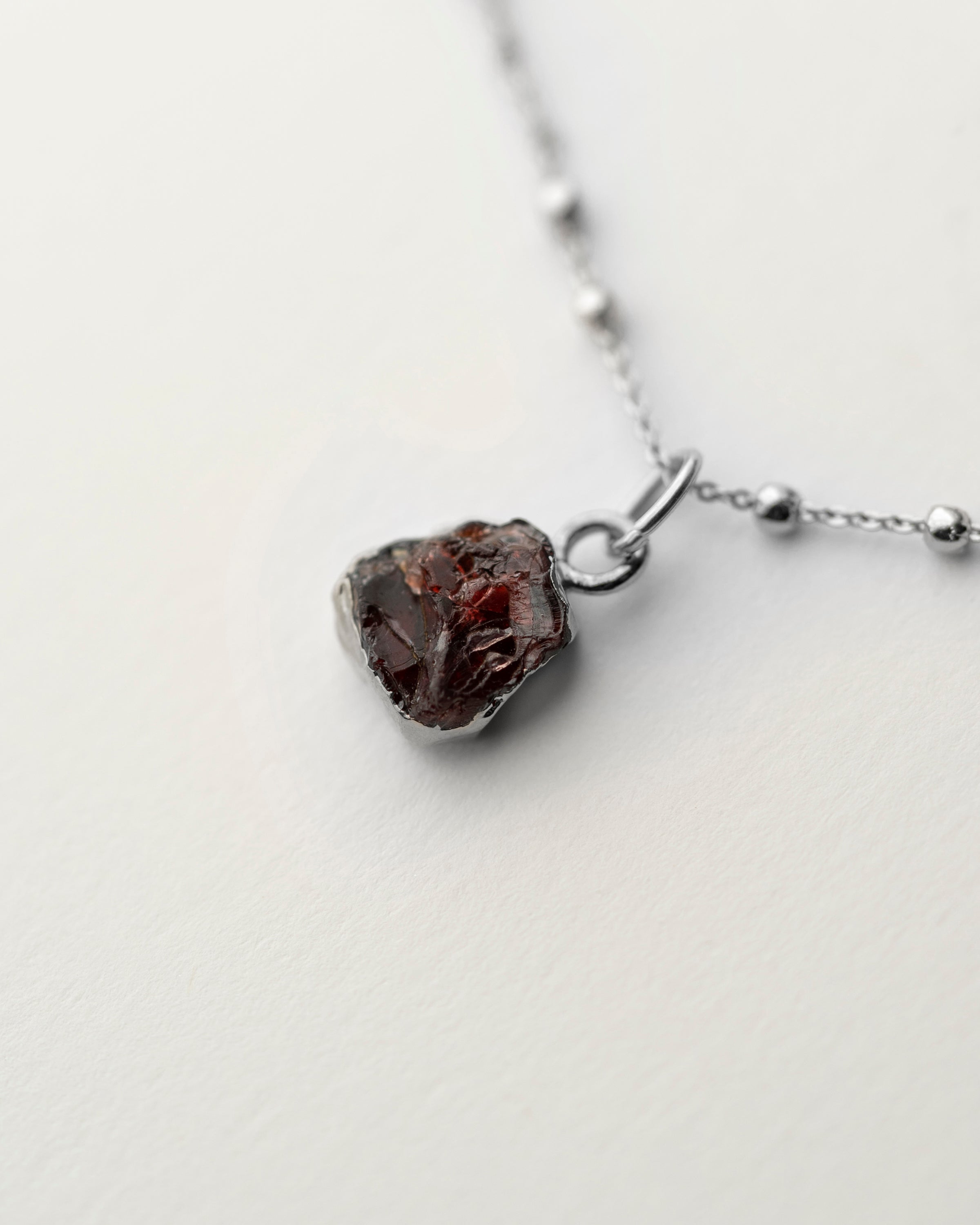 January Birthstone | Garnet Necklace