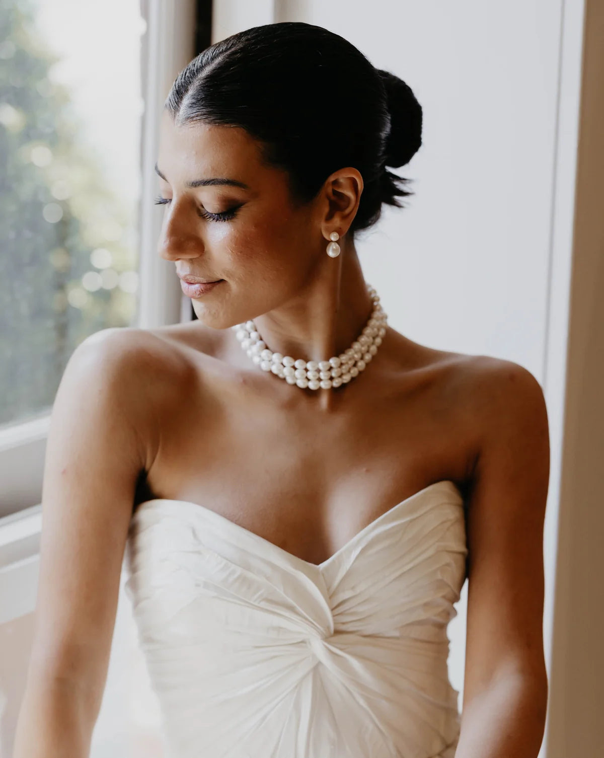 Elisse 3 Row Pearl Choker