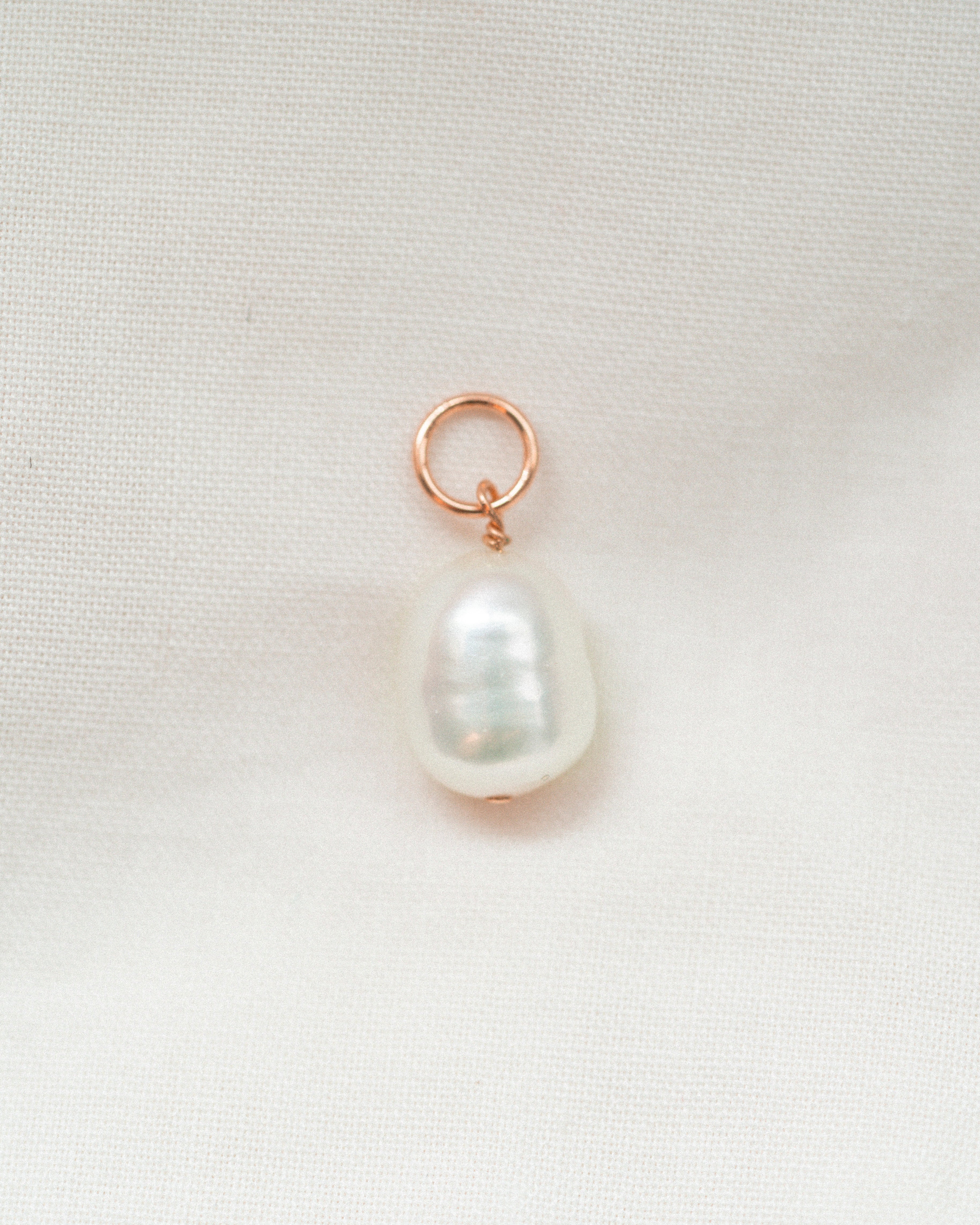 Elisse Pearl Pendant