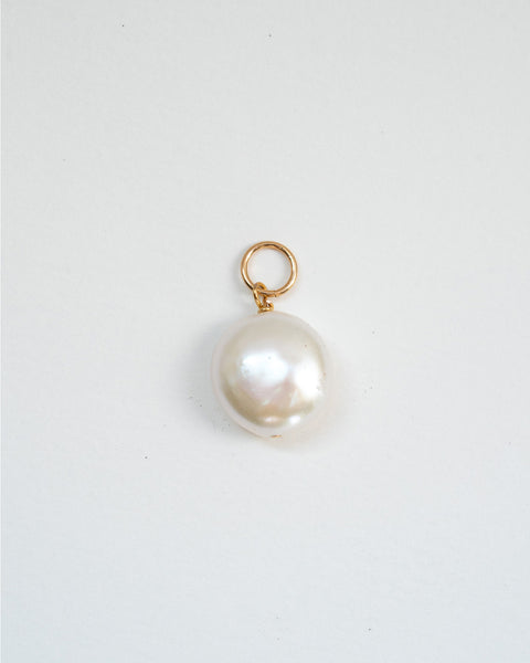 Lua Pearl Pendant