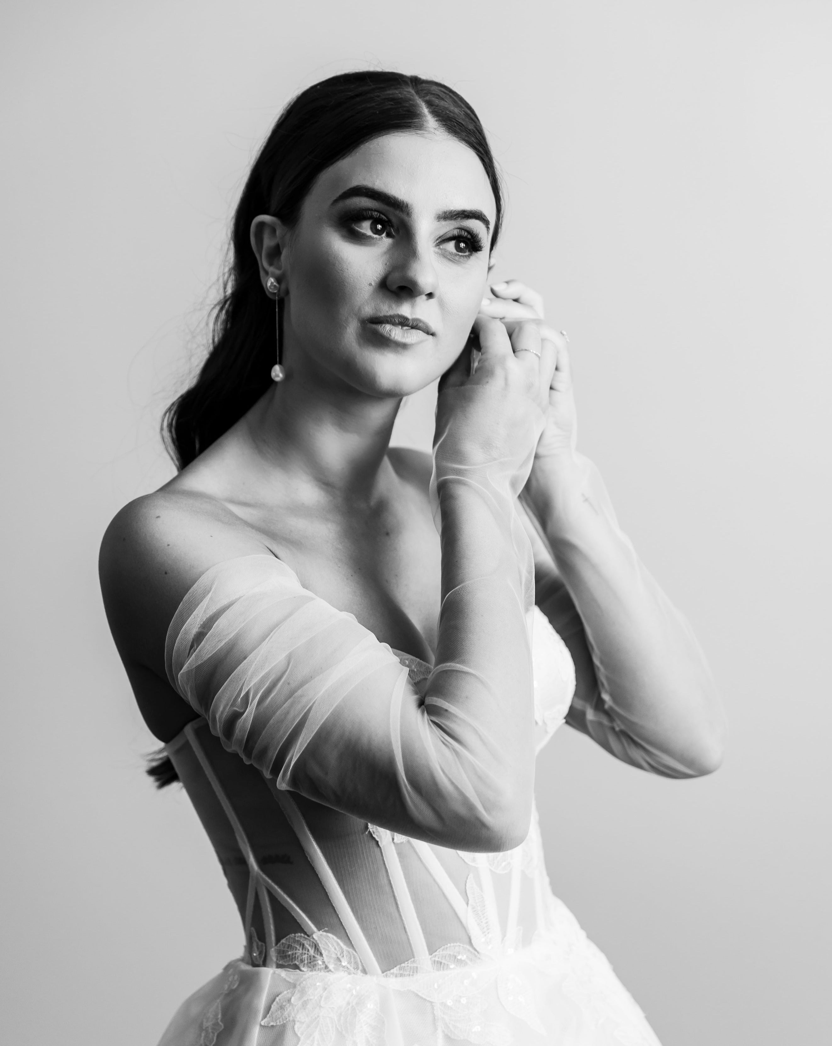 Menaka II Pearl Earrings