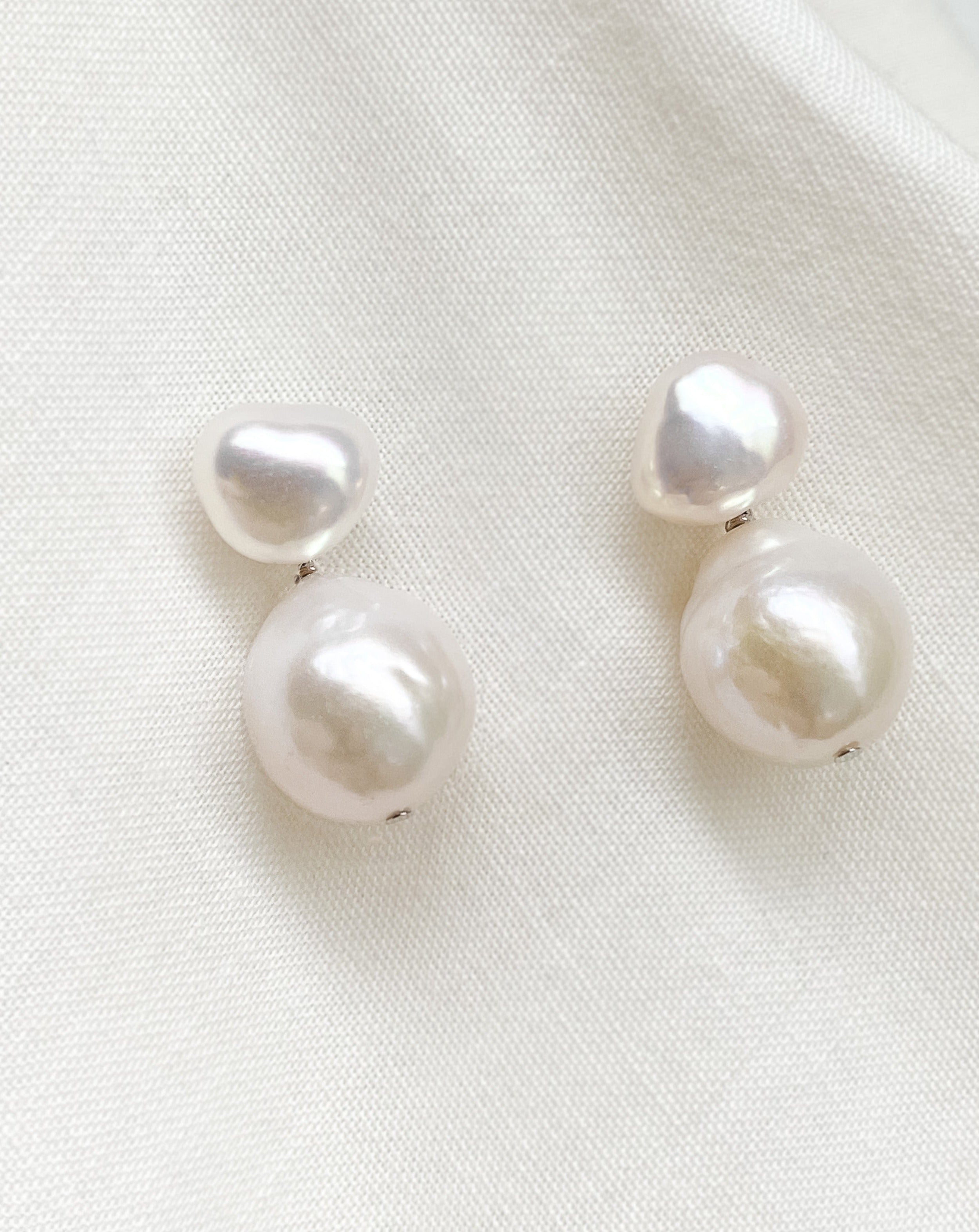 SAMPLE - Pim Petite Pearl Earrings