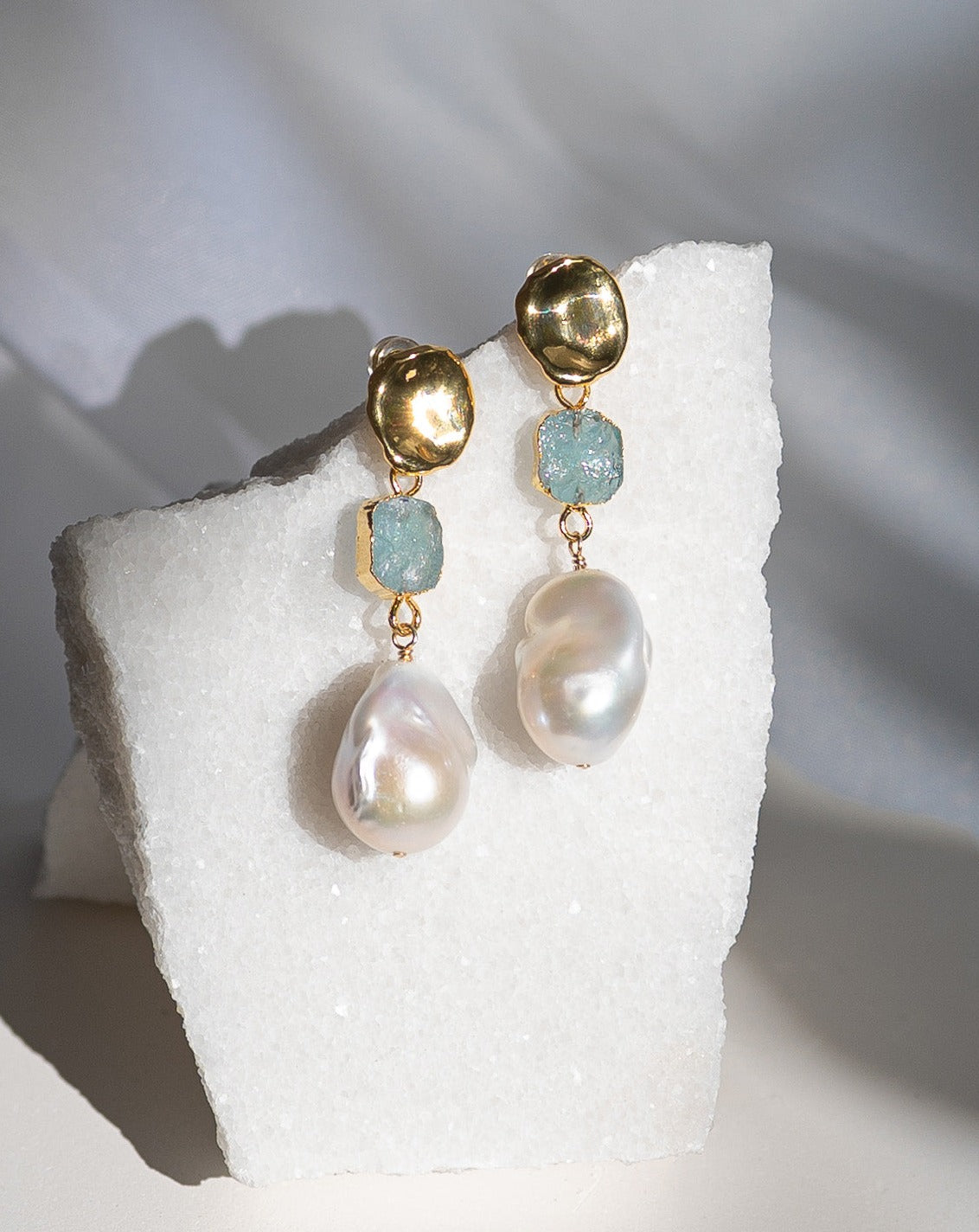 March Birthstone | Aquamarine Birthstones x Pearls Earrings