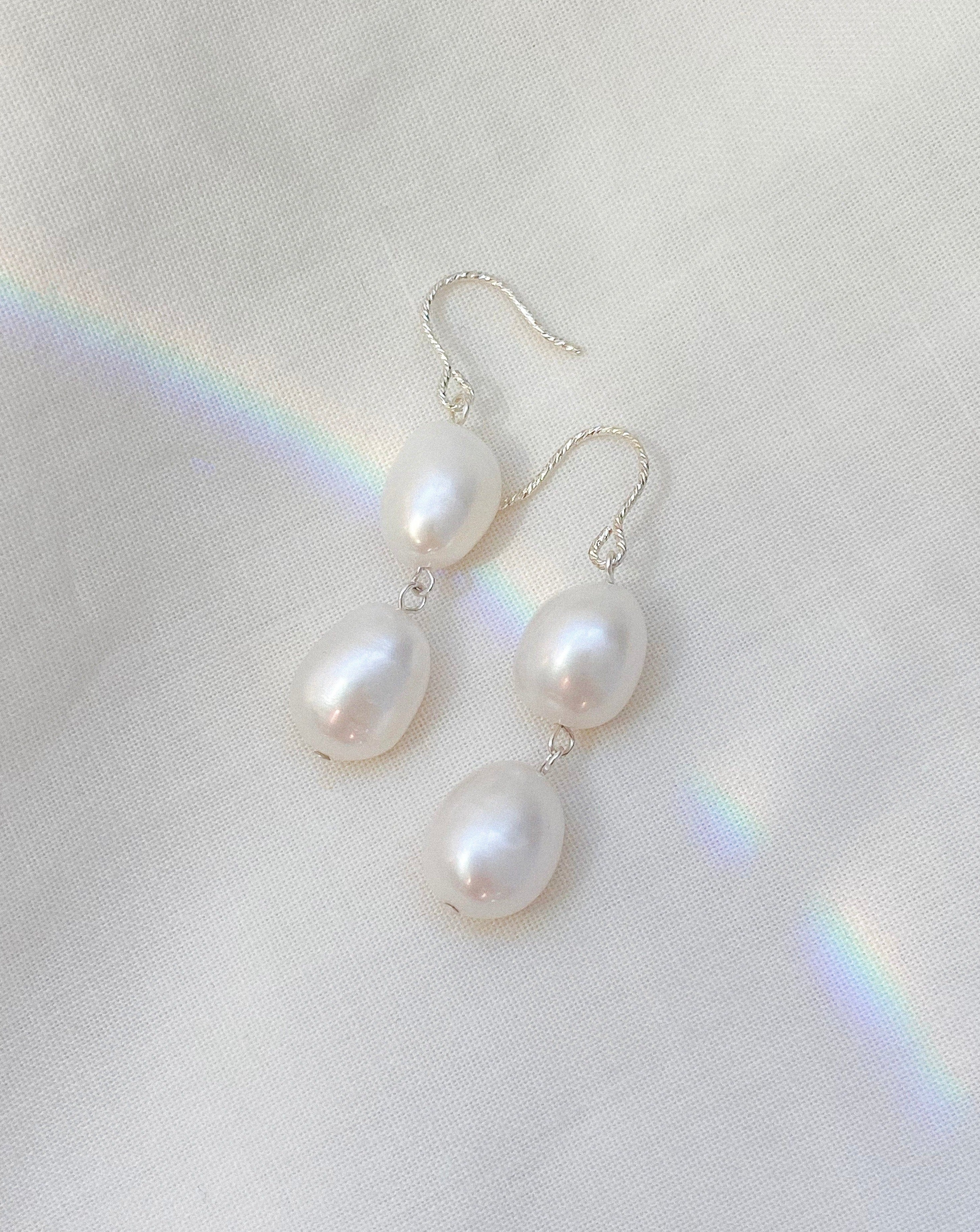 Elisse Double Pearl Hooks