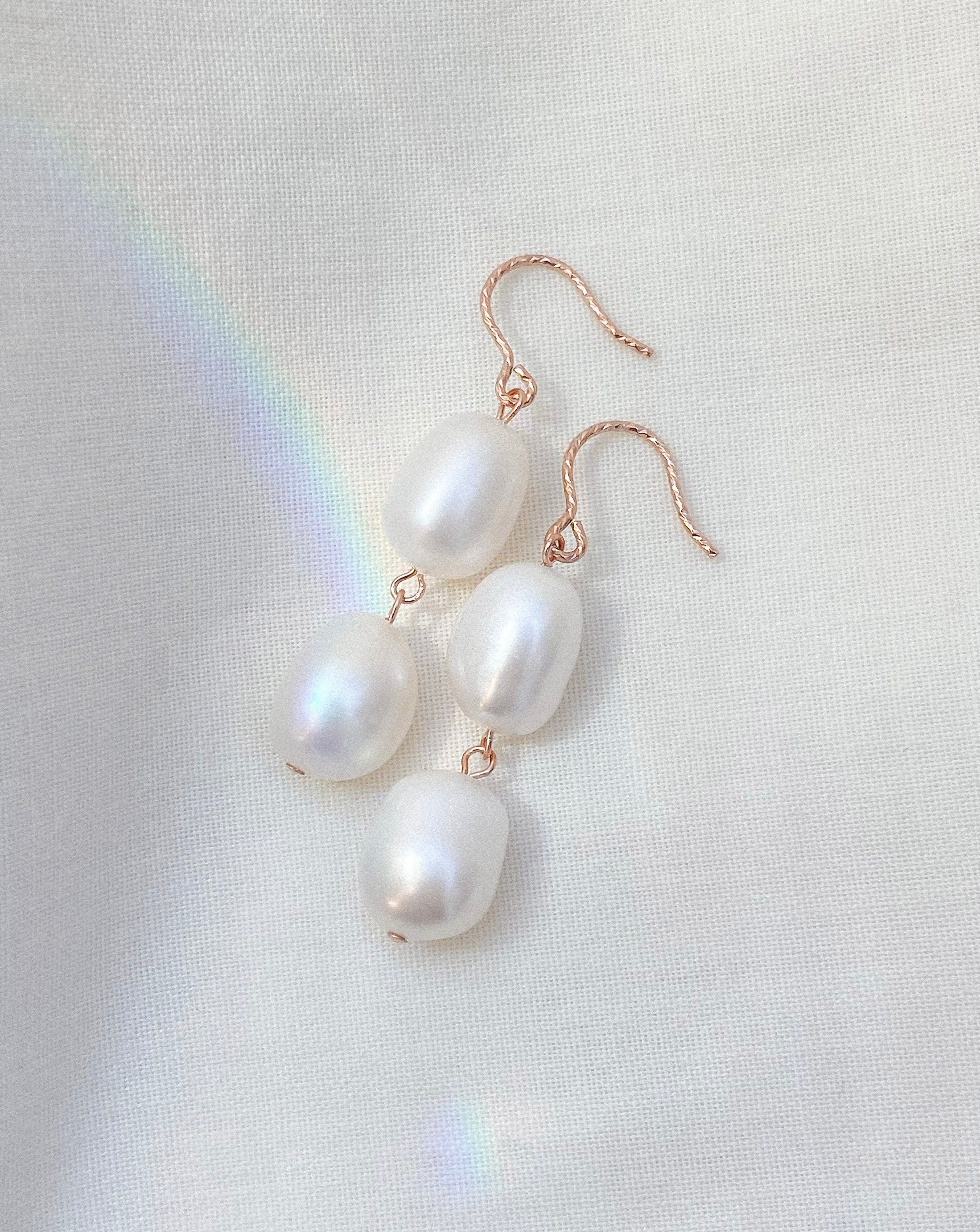 Elisse Double Pearl Hooks