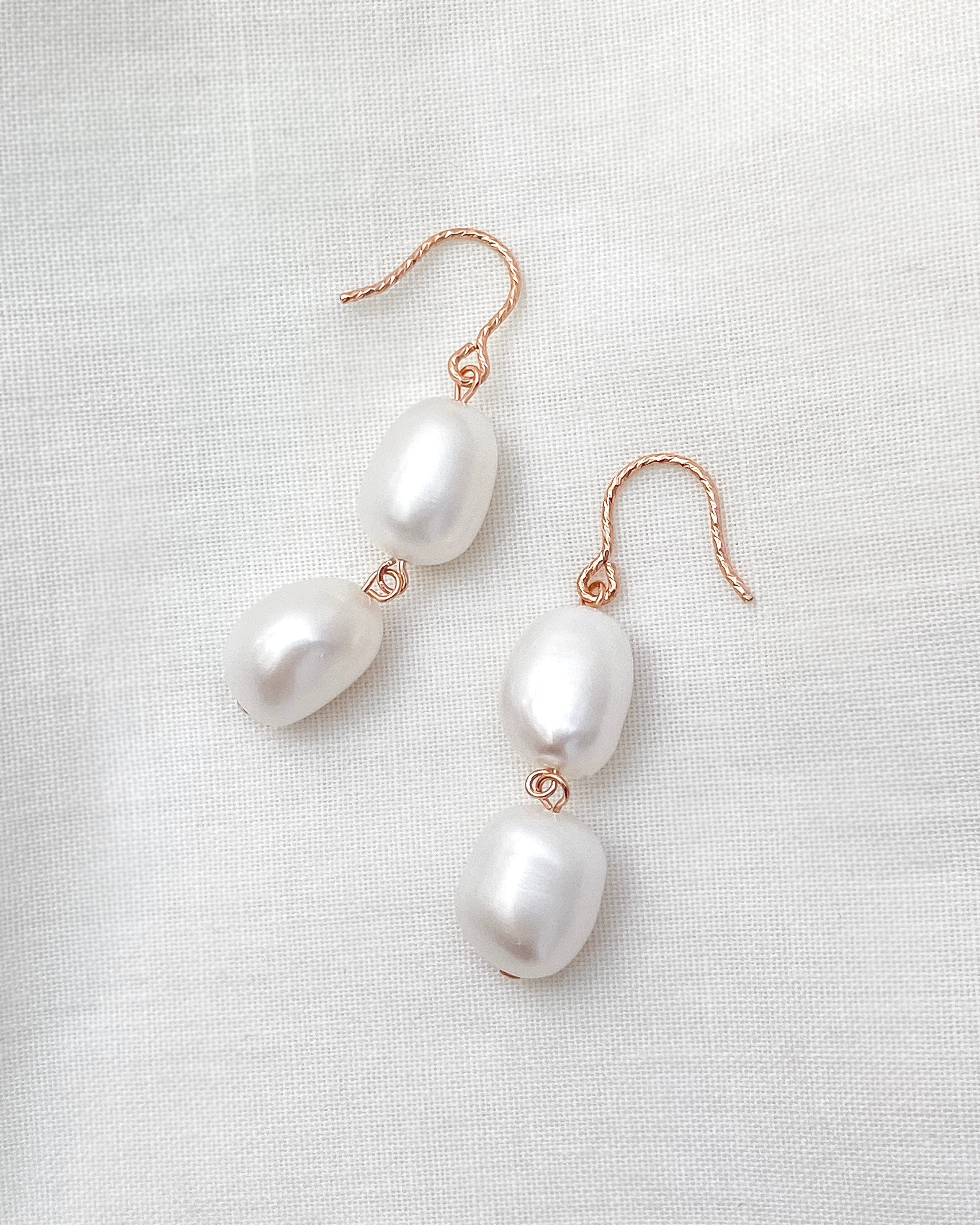 Elisse Double Pearl Hooks