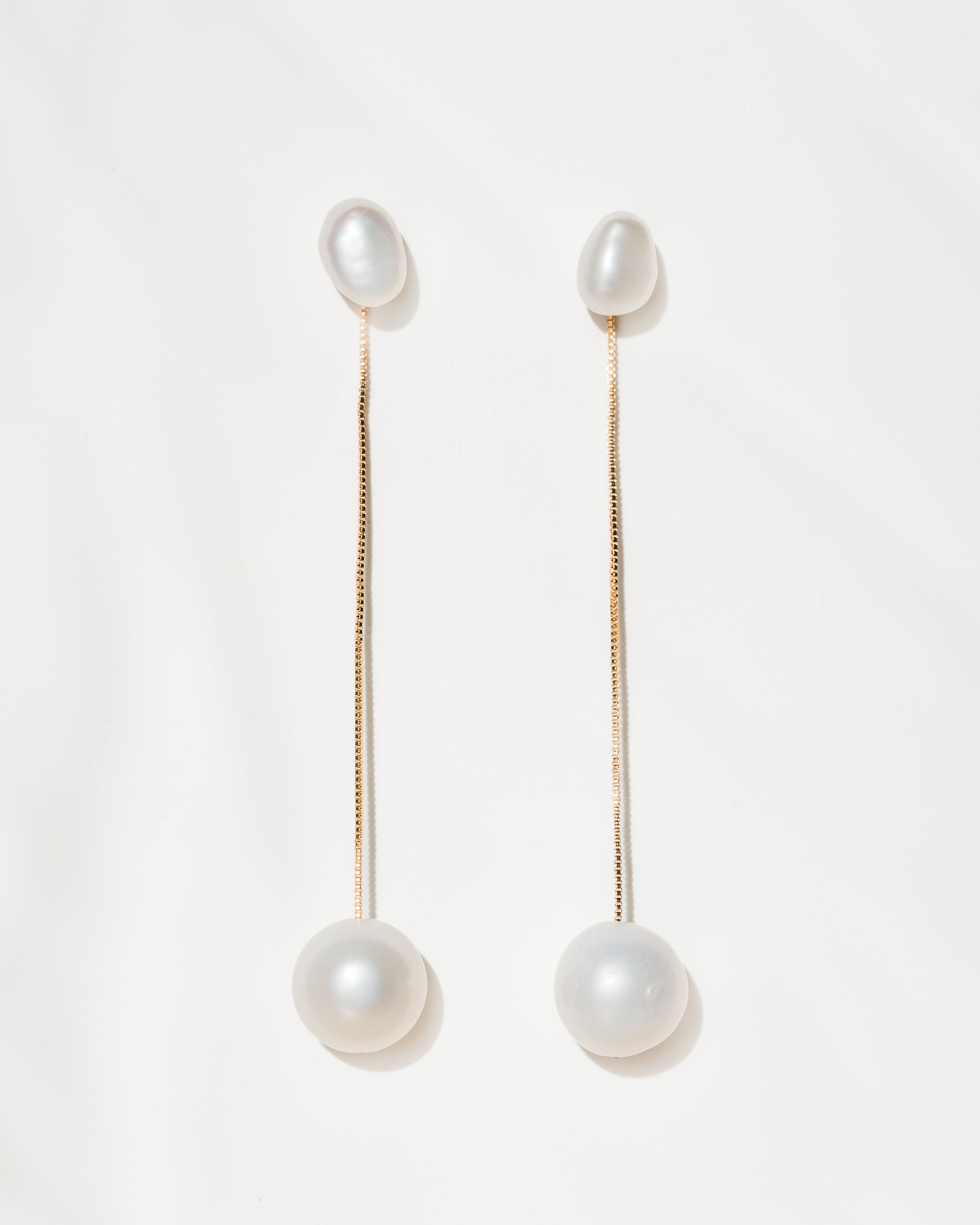 Chloe Pearl Earrings