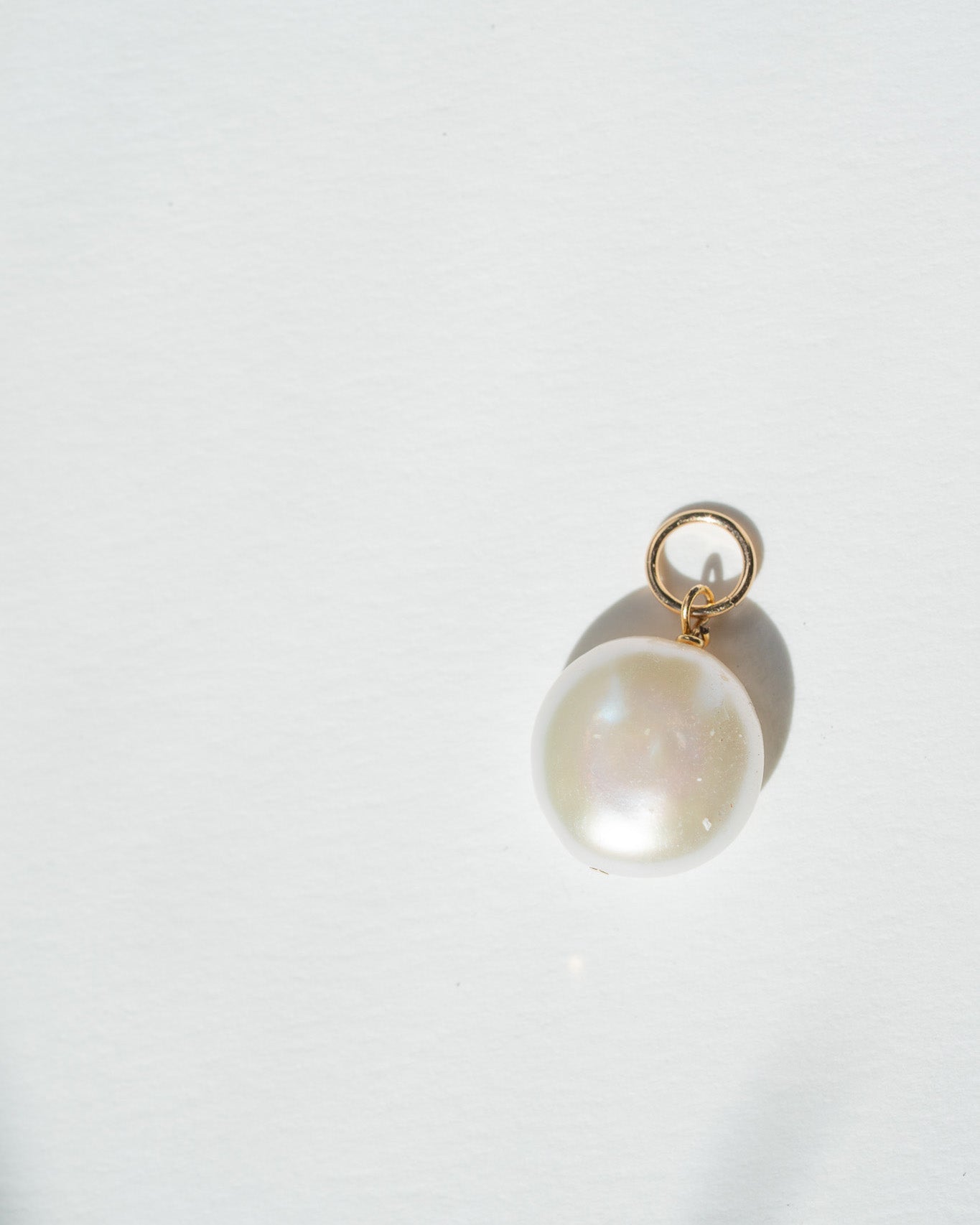 Lua Pearl Pendant