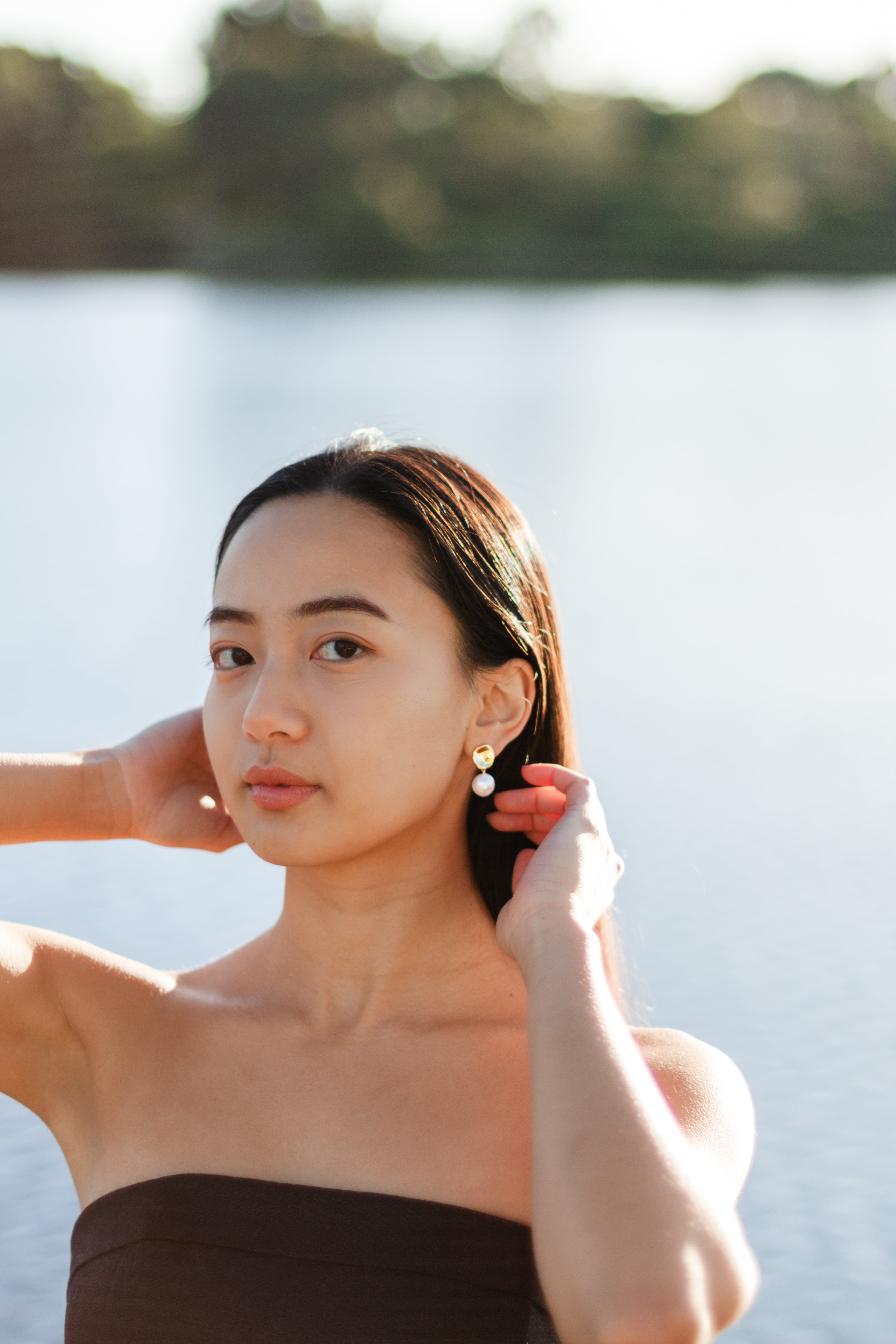 Jen Pearl Earrings