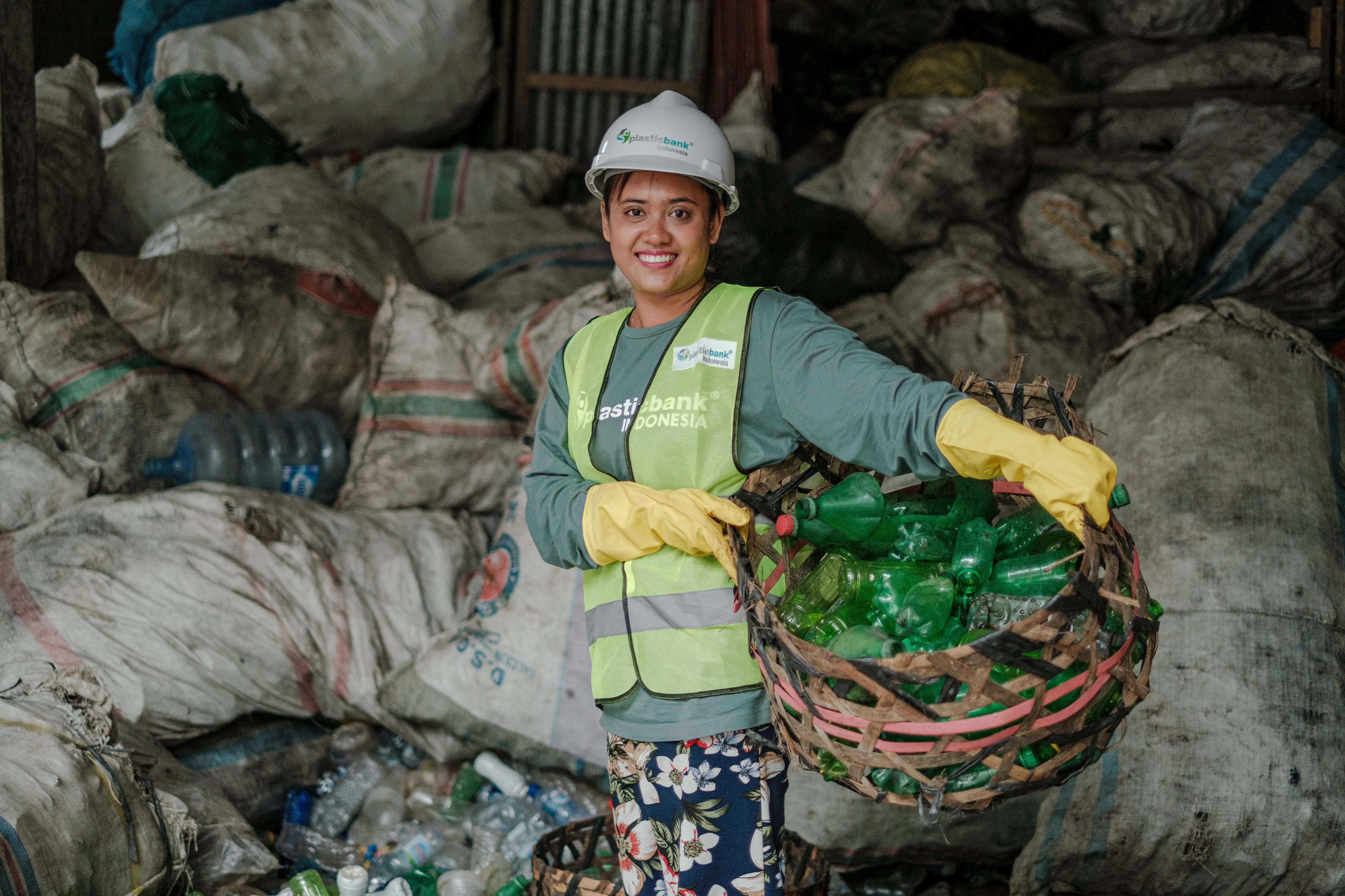 Remove 5 plastic bottles from our oceans