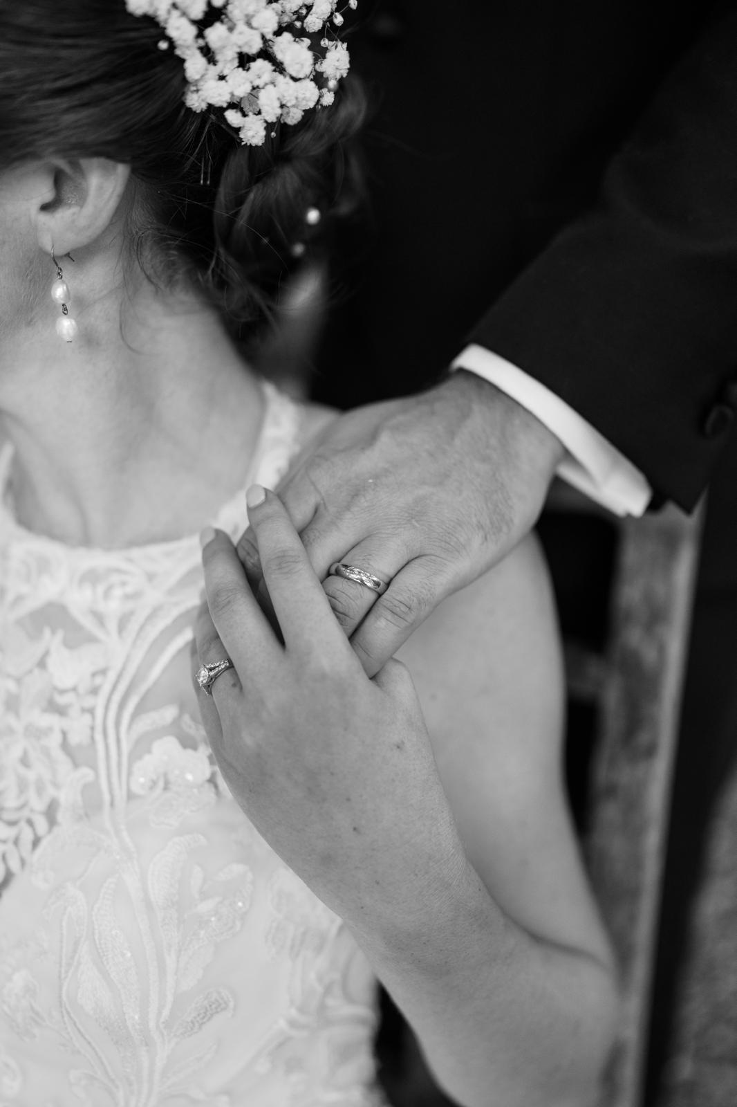 Elisse Double Pearl Hooks